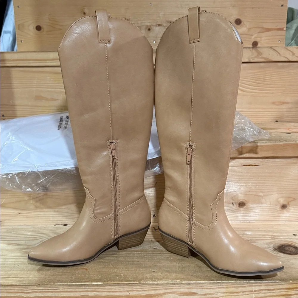 Women's size 6 Tall Tan Western Knee-High Boots - Brown / square heel